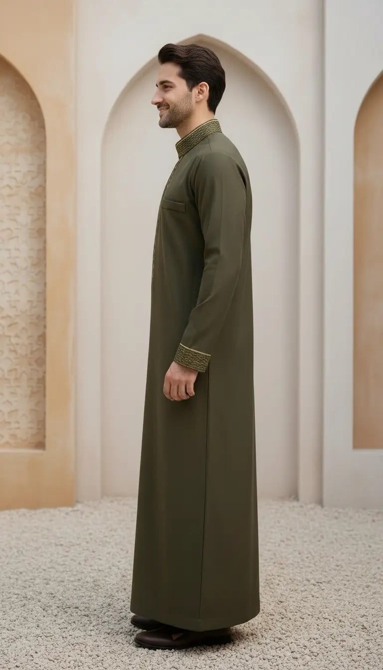 Zayd Emerald Men Thobe | Rayyan & Co.